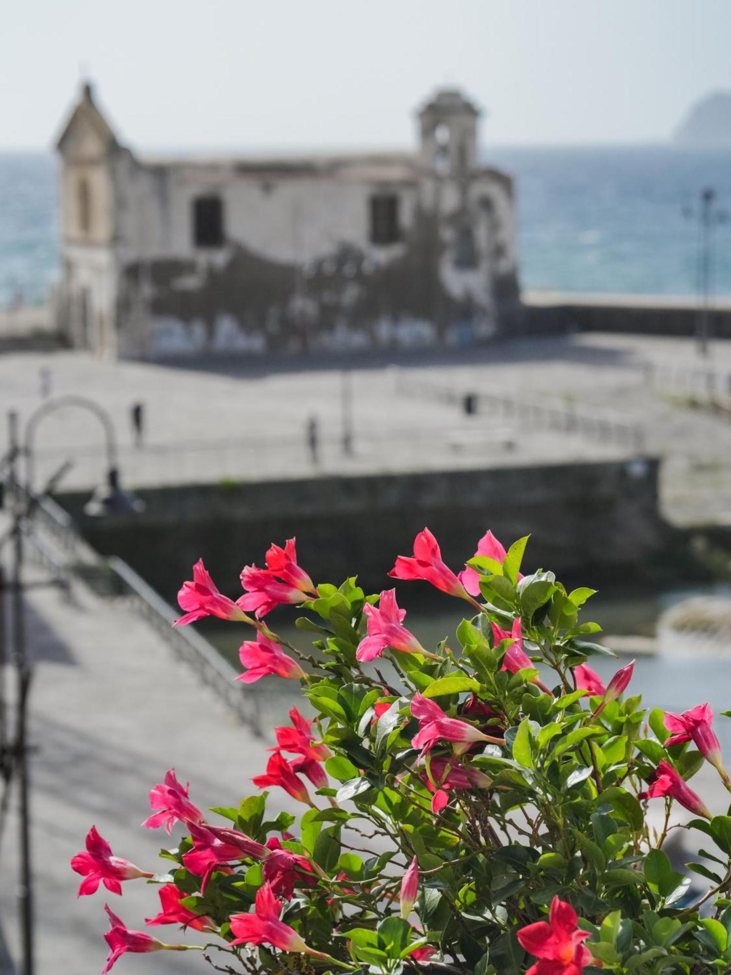 Da Sara Hotel Pozzuoli Luaran gambar